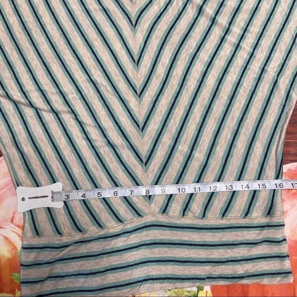 𝅺MAX Studio Striped Dolman Sleeve Top Medium - Picture 2 of 7